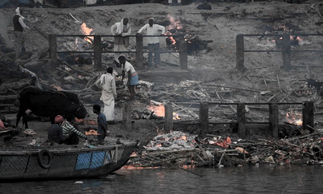 varanasi burning ghats