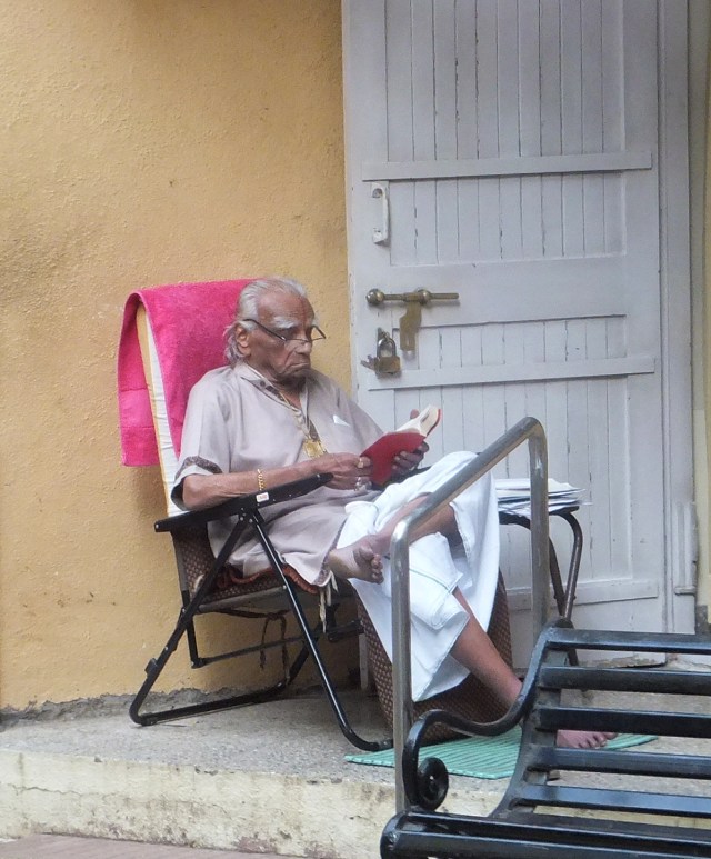 BKS Iyengar 2014 cropped